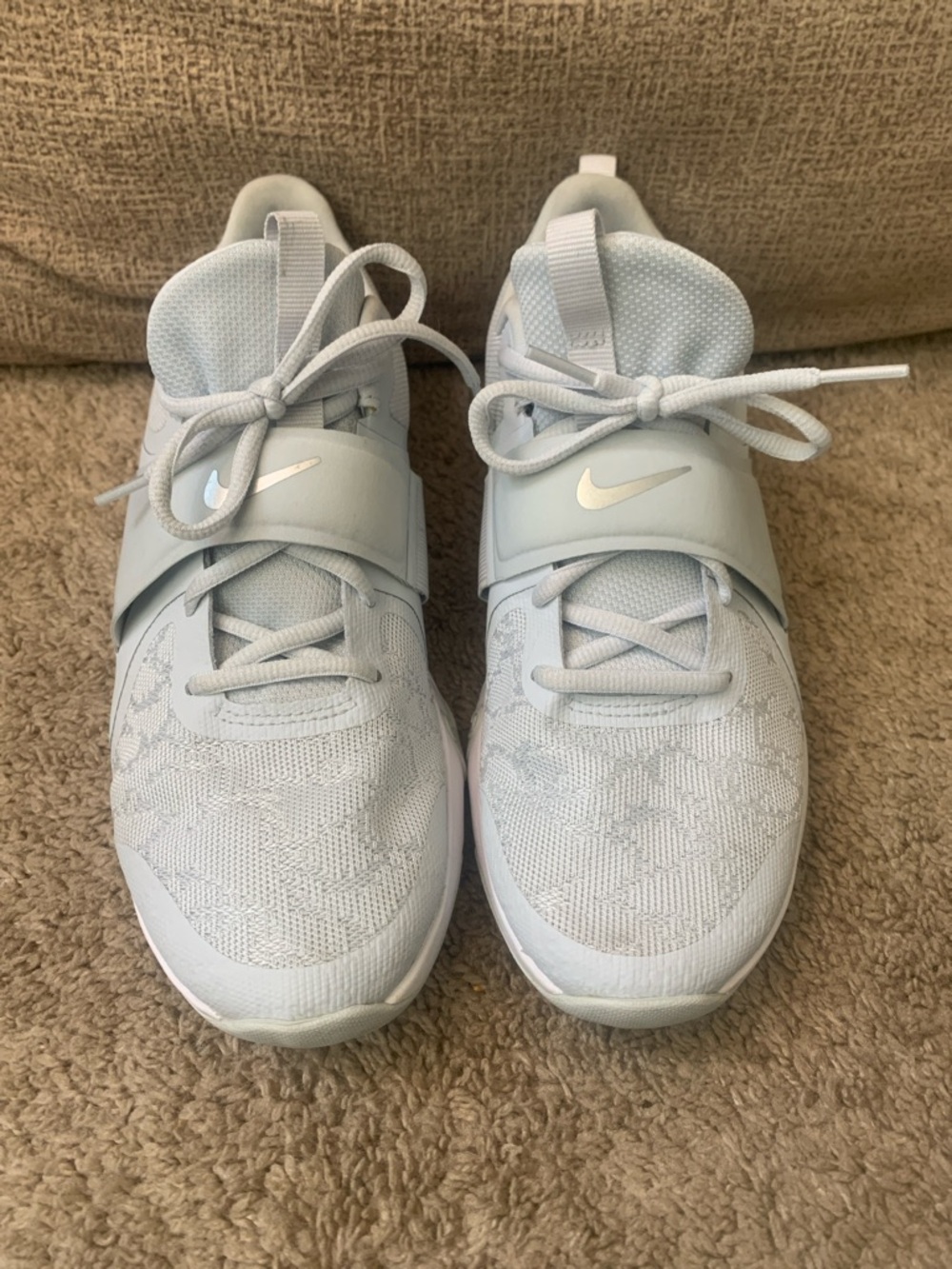 Nike Pale Gray/White Renew in Season Training Shoes